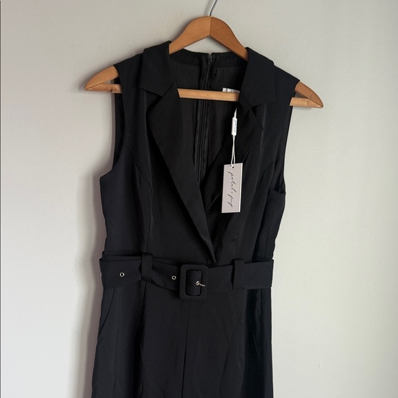 NEW Petal & Pup Sienna Belted Jumpsuit Small - Picture 3 of 11